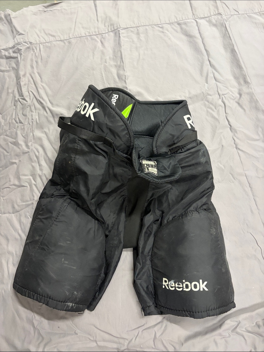 Reebok Black Hockey Pants Junior size large